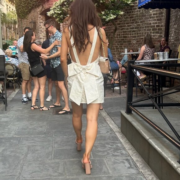 Yellow The Label - CAELYNN DRESS - Size M - Picture 5 of 9